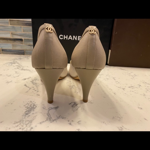 Champagne Mesh & Leather Mix Chanel pumps size 41.5 (US 10.5) - Picture 10 of 10